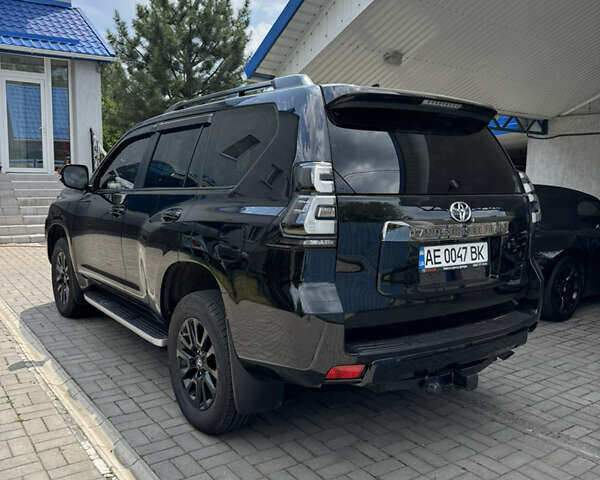 Черный Тойота Ленд Крузер Прадо, объемом двигателя 2.76 л и пробегом 135 тыс. км за 43000 $, фото 5 на Automoto.ua