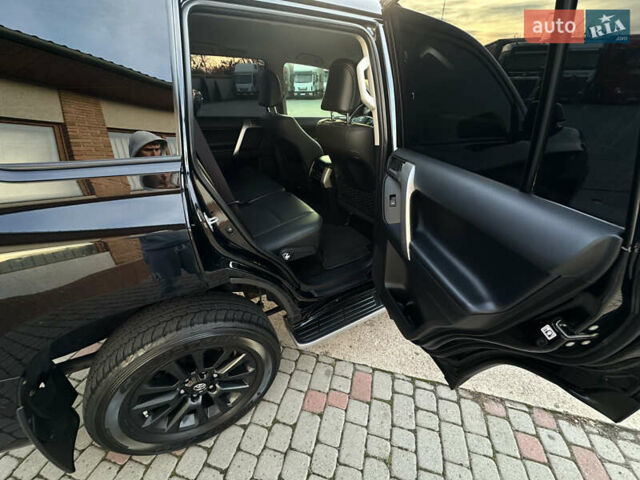 Чорний Тойота Ленд Крузер Прадо, об'ємом двигуна 2.76 л та пробігом 92 тис. км за 47500 $, фото 36 на Automoto.ua