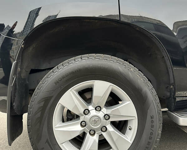 Чорний Тойота Ленд Крузер Прадо, об'ємом двигуна 3.96 л та пробігом 105 тис. км за 44000 $, фото 11 на Automoto.ua