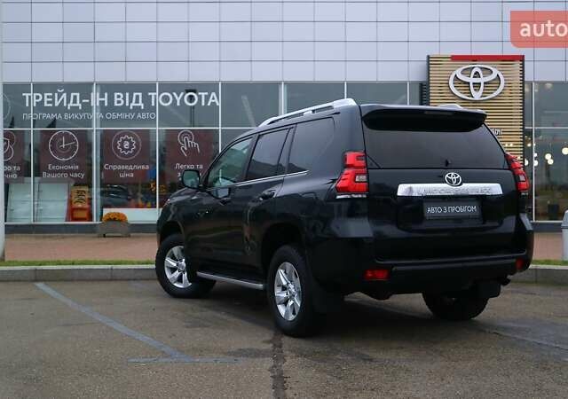 Черный Тойота Ленд Крузер Прадо, объемом двигателя 4 л и пробегом 164 тыс. км за 37768 $, фото 1 на Automoto.ua