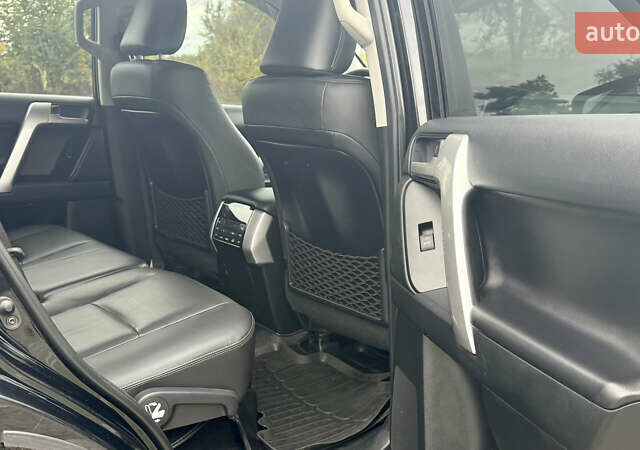 Тойота Ленд Крузер Прадо 2020 в Пирятине на Automoto.ua Черный Тойота Ленд Крузер Прадо, объемом двигателя 2.76 л и пробегом 200 тыс. км за 42000 $, фото 30 на Automoto.ua