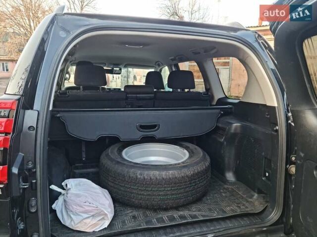 Черный Тойота Ленд Крузер Прадо, объемом двигателя 3.96 л и пробегом 93 тыс. км за 35900 $, фото 7 на Automoto.ua