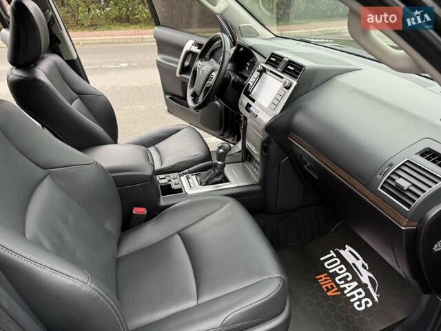 Чорний Тойота Ленд Крузер Прадо, об'ємом двигуна 3.96 л та пробігом 66 тис. км за 49999 $, фото 57 на Automoto.ua