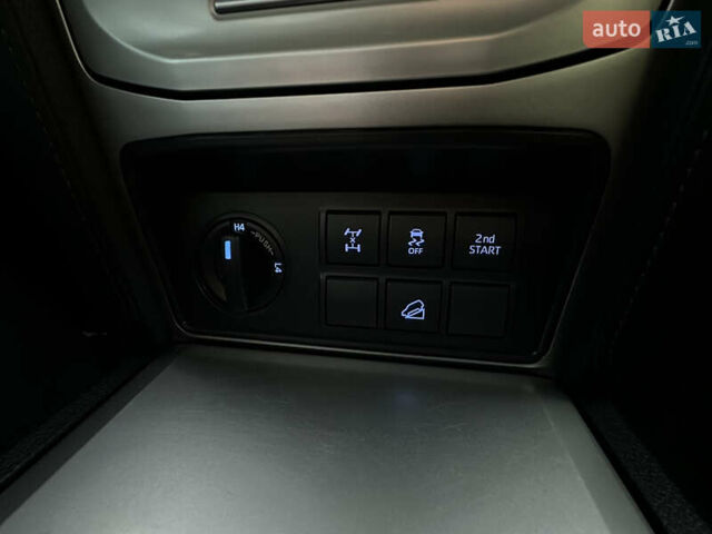 Черный Тойота Ленд Крузер Прадо, объемом двигателя 2.76 л и пробегом 92 тыс. км за 49000 $, фото 43 на Automoto.ua