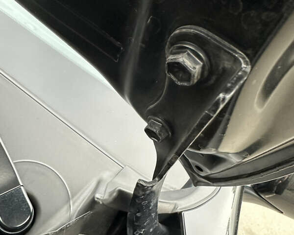 Чорний Тойота Ленд Крузер Прадо, об'ємом двигуна 3.96 л та пробігом 105 тис. км за 44000 $, фото 49 на Automoto.ua