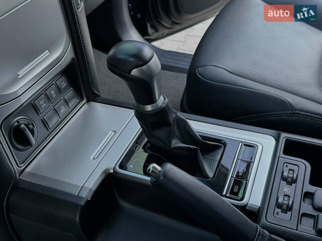 Тойота Ленд Крузер Прадо 2020 в Одессе на Automoto.ua Черный Тойота Ленд Крузер Прадо, объемом двигателя 3.96 л и пробегом 34 тыс. км за 48900 $, фото 70 на Automoto.ua