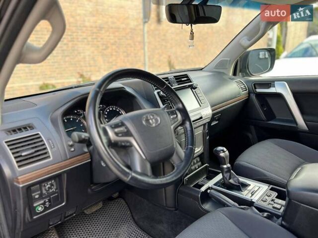 Тойота Ленд Крузер Прадо 2020 в Одессе на Automoto.ua Черный Тойота Ленд Крузер Прадо, объемом двигателя 3.96 л и пробегом 93 тыс. км за 38500 $, фото 18 на Automoto.ua