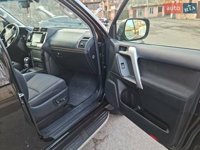 Черный Тойота Ленд Крузер Прадо, объемом двигателя 3.96 л и пробегом 93 тыс. км за 35900 $, фото 4 на Automoto.ua