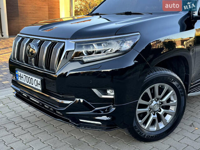 Тойота Ленд Крузер Прадо 2020 в Одессе на Automoto.ua Черный Тойота Ленд Крузер Прадо, объемом двигателя 3.96 л и пробегом 34 тыс. км за 48900 $, фото 20 на Automoto.ua