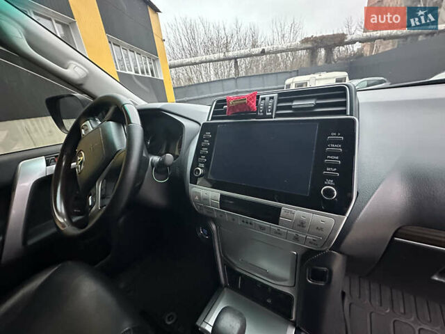 Чорний Тойота Ленд Крузер Прадо, об'ємом двигуна 3.96 л та пробігом 90 тис. км за 45000 $, фото 37 на Automoto.ua