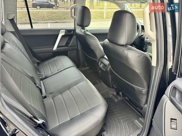 Черный Тойота Ленд Крузер Прадо, объемом двигателя 2.76 л и пробегом 102 тыс. км за 36500 $, фото 28 на Automoto.ua