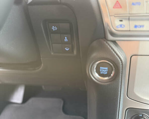 Черный Тойота Ленд Крузер Прадо, объемом двигателя 2.76 л и пробегом 2 тыс. км за 49900 $, фото 41 на Automoto.ua