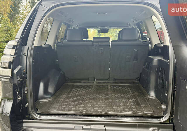 Тойота Ленд Крузер Прадо 2020 в Пирятине на Automoto.ua Черный Тойота Ленд Крузер Прадо, объемом двигателя 2.76 л и пробегом 200 тыс. км за 42000 $, фото 13 на Automoto.ua