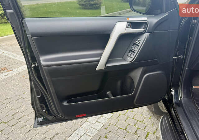 Тойота Ленд Крузер Прадо 2020 в Пирятине на Automoto.ua Черный Тойота Ленд Крузер Прадо, объемом двигателя 2.76 л и пробегом 200 тыс. км за 42000 $, фото 21 на Automoto.ua