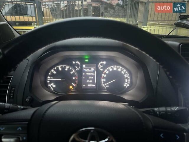 Черный Тойота Ленд Крузер Прадо, объемом двигателя 3.96 л и пробегом 40 тыс. км за 51000 $, фото 4 на Automoto.ua