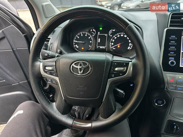 Чорний Тойота Ленд Крузер Прадо, об'ємом двигуна 3.96 л та пробігом 90 тис. км за 45000 $, фото 43 на Automoto.ua