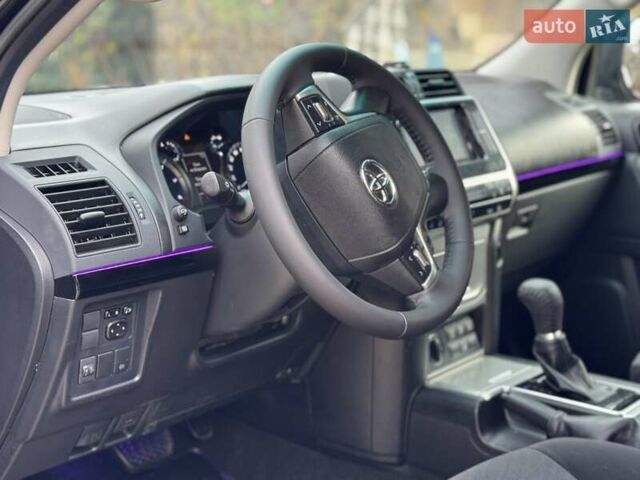 Черный Тойота Ленд Крузер Прадо, объемом двигателя 2.76 л и пробегом 93 тыс. км за 45000 $, фото 10 на Automoto.ua