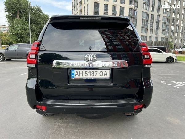 Черный Тойота Ленд Крузер Прадо, объемом двигателя 4 л и пробегом 93 тыс. км за 53900 $, фото 5 на Automoto.ua