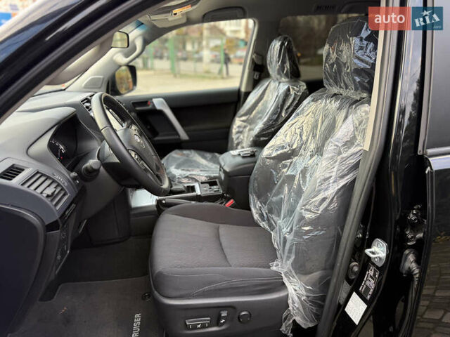 Черный Тойота Ленд Крузер Прадо, объемом двигателя 2.76 л и пробегом 2 тыс. км за 49900 $, фото 14 на Automoto.ua