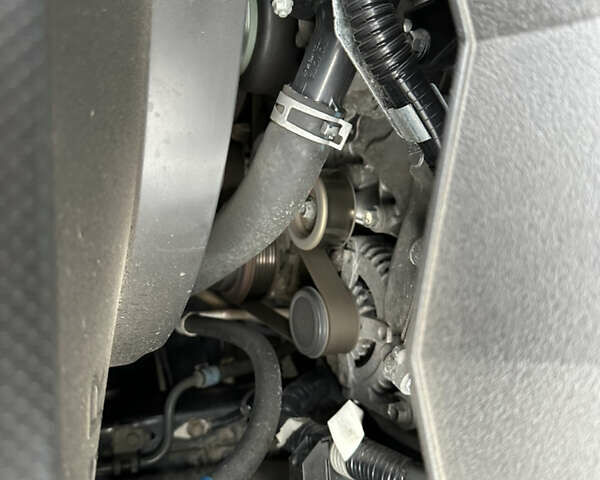 Чорний Тойота Ленд Крузер Прадо, об'ємом двигуна 3.96 л та пробігом 105 тис. км за 44000 $, фото 53 на Automoto.ua