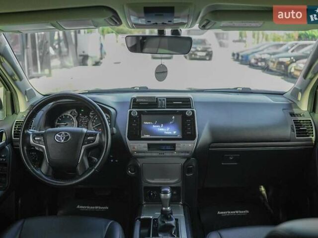 Черный Тойота Ленд Крузер Прадо, объемом двигателя 3.96 л и пробегом 87 тыс. км за 44500 $, фото 23 на Automoto.ua