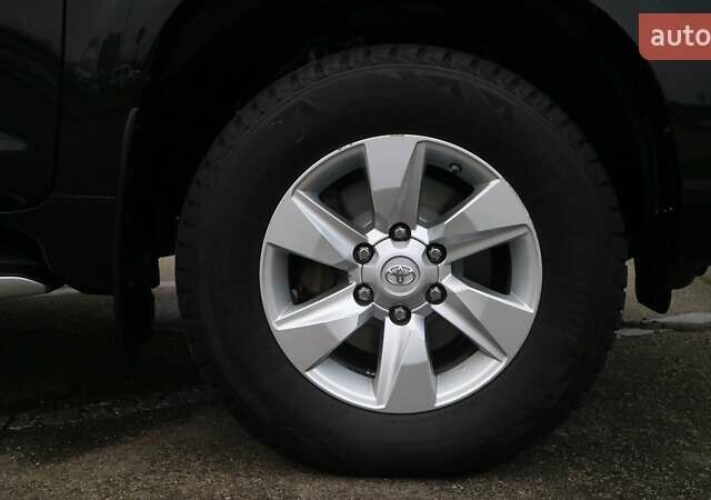 Черный Тойота Ленд Крузер Прадо, объемом двигателя 4 л и пробегом 164 тыс. км за 37768 $, фото 10 на Automoto.ua