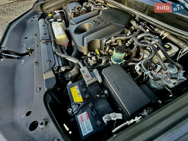 Черный Тойота Ленд Крузер Прадо, объемом двигателя 2.76 л и пробегом 92 тыс. км за 49000 $, фото 20 на Automoto.ua