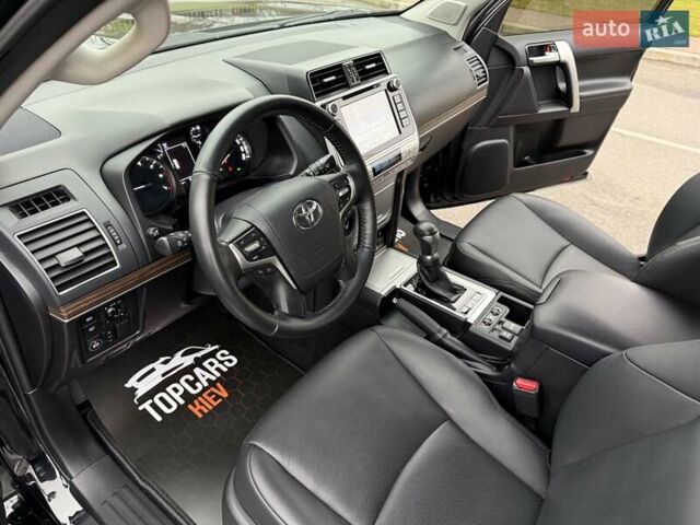 Чорний Тойота Ленд Крузер Прадо, об'ємом двигуна 3.96 л та пробігом 66 тис. км за 49999 $, фото 25 на Automoto.ua