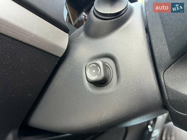 Чорний Тойота Ленд Крузер Прадо, об'ємом двигуна 3.96 л та пробігом 129 тис. км за 38900 $, фото 10 на Automoto.ua