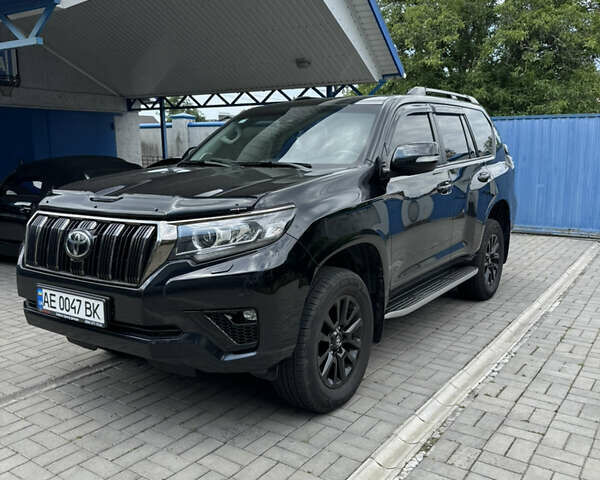 Черный Тойота Ленд Крузер Прадо, объемом двигателя 2.76 л и пробегом 135 тыс. км за 43000 $, фото 1 на Automoto.ua