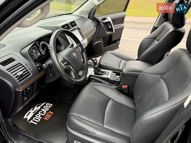 Чорний Тойота Ленд Крузер Прадо, об'ємом двигуна 3.96 л та пробігом 66 тис. км за 49999 $, фото 27 на Automoto.ua