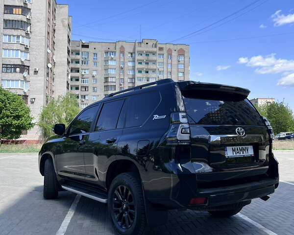 Черный Тойота Ленд Крузер Прадо, объемом двигателя 4 л и пробегом 43 тыс. км за 56000 $, фото 7 на Automoto.ua