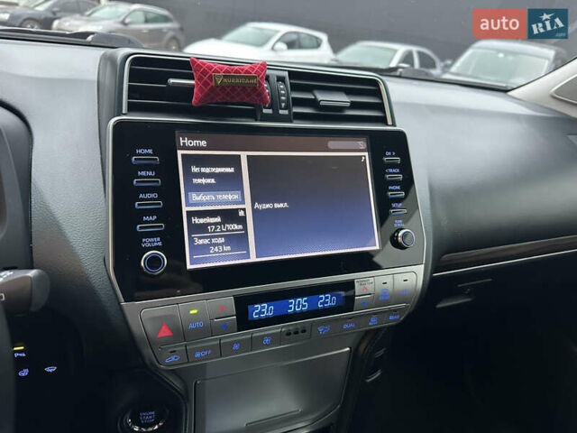 Чорний Тойота Ленд Крузер Прадо, об'ємом двигуна 3.96 л та пробігом 90 тис. км за 45000 $, фото 40 на Automoto.ua