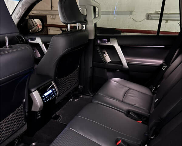Тойота Ленд Крузер Прадо 2020 в Одессе на Automoto.ua Черный Тойота Ленд Крузер Прадо, объемом двигателя 3.96 л и пробегом 34 тыс. км за 48900 $, фото 111 на Automoto.ua