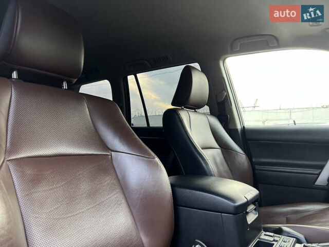 Чорний Тойота Ленд Крузер Прадо, об'ємом двигуна 3.96 л та пробігом 129 тис. км за 38900 $, фото 21 на Automoto.ua