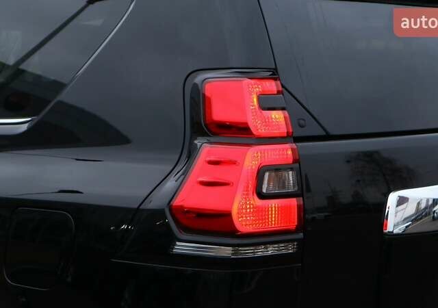 Черный Тойота Ленд Крузер Прадо, объемом двигателя 4 л и пробегом 164 тыс. км за 37768 $, фото 26 на Automoto.ua