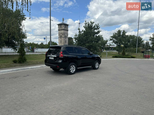 Черный Тойота Ленд Крузер Прадо, объемом двигателя 3.96 л и пробегом 32 тыс. км за 46000 $, фото 5 на Automoto.ua