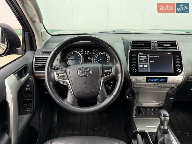 Черный Тойота Ленд Крузер Прадо, объемом двигателя 3.96 л и пробегом 69 тыс. км за 49700 $, фото 37 на Automoto.ua