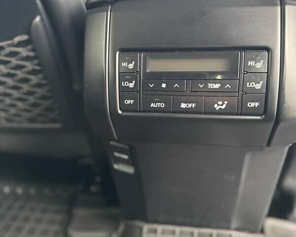 Чорний Тойота Ленд Крузер Прадо, об'ємом двигуна 2.76 л та пробігом 216 тис. км за 42500 $, фото 27 на Automoto.ua