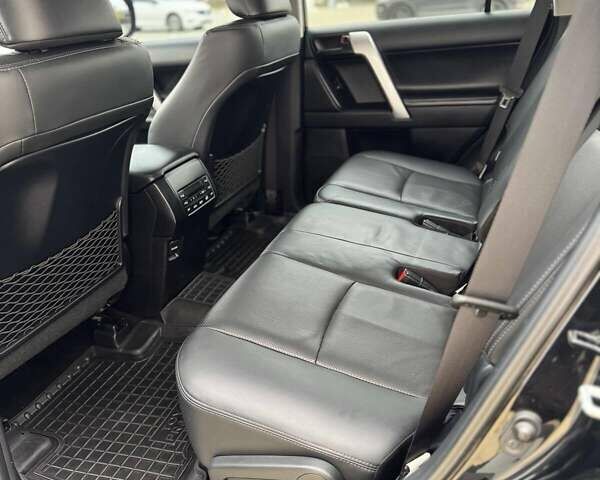 Чорний Тойота Ленд Крузер Прадо, об'ємом двигуна 2.76 л та пробігом 216 тис. км за 42500 $, фото 20 на Automoto.ua