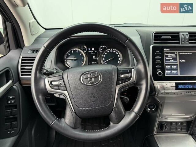 Черный Тойота Ленд Крузер Прадо, объемом двигателя 3.96 л и пробегом 69 тыс. км за 49700 $, фото 38 на Automoto.ua