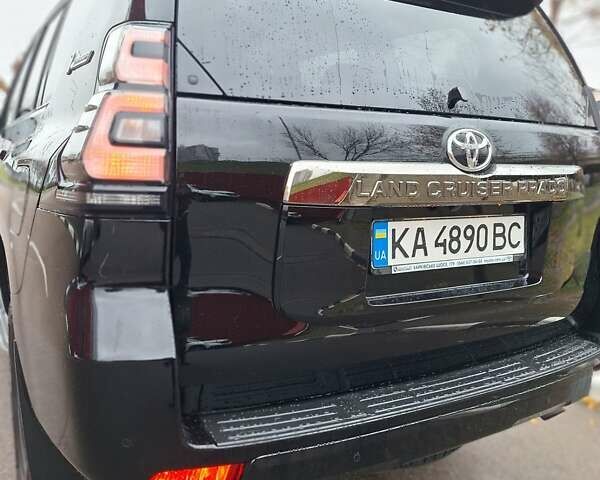 Чорний Тойота Ленд Крузер Прадо, об'ємом двигуна 3.96 л та пробігом 135 тис. км за 44900 $, фото 7 на Automoto.ua