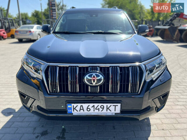 Черный Тойота Ленд Крузер Прадо, объемом двигателя 3.96 л и пробегом 142 тыс. км за 45000 $, фото 16 на Automoto.ua