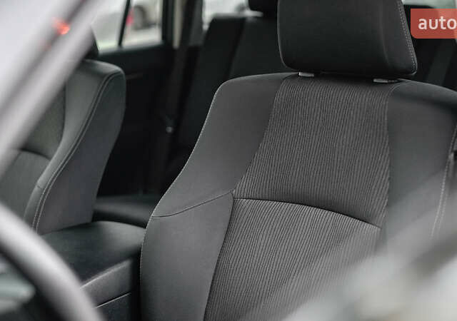 Черный Тойота Ленд Крузер Прадо, объемом двигателя 3.96 л и пробегом 31 тыс. км за 43948 $, фото 14 на Automoto.ua