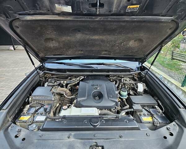 Чорний Тойота Ленд Крузер Прадо, об'ємом двигуна 2.76 л та пробігом 153 тис. км за 48000 $, фото 6 на Automoto.ua