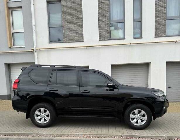 Чорний Тойота Ленд Крузер Прадо, об'ємом двигуна 2.76 л та пробігом 216 тис. км за 42500 $, фото 10 на Automoto.ua