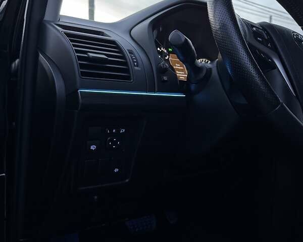 Черный Тойота Ленд Крузер Прадо, объемом двигателя 2.8 л и пробегом 75 тыс. км за 47500 $, фото 82 на Automoto.ua