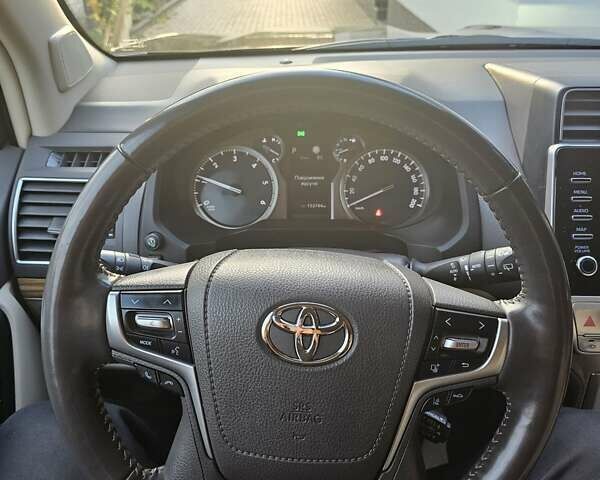 Чорний Тойота Ленд Крузер Прадо, об'ємом двигуна 2.76 л та пробігом 153 тис. км за 48000 $, фото 7 на Automoto.ua