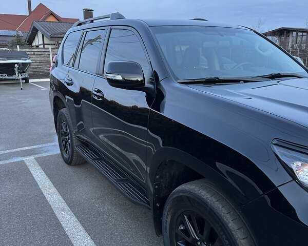 Черный Тойота Ленд Крузер Прадо, объемом двигателя 2.8 л и пробегом 75 тыс. км за 47500 $, фото 75 на Automoto.ua