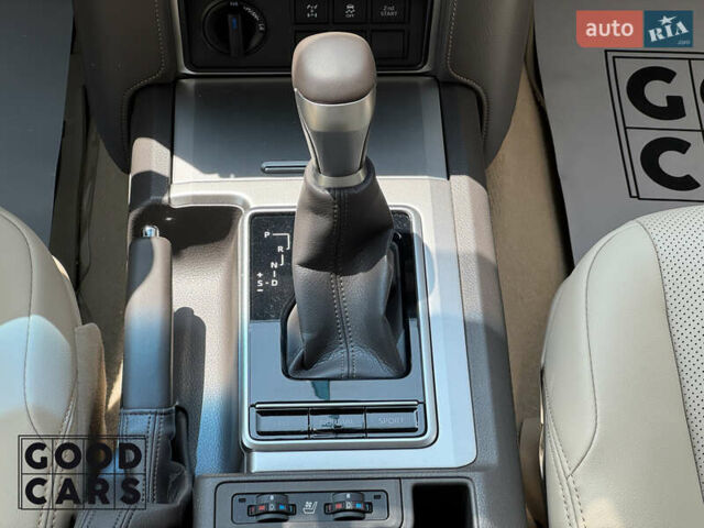 Черный Тойота Ленд Крузер Прадо, объемом двигателя 3.96 л и пробегом 3 тыс. км за 65000 $, фото 35 на Automoto.ua